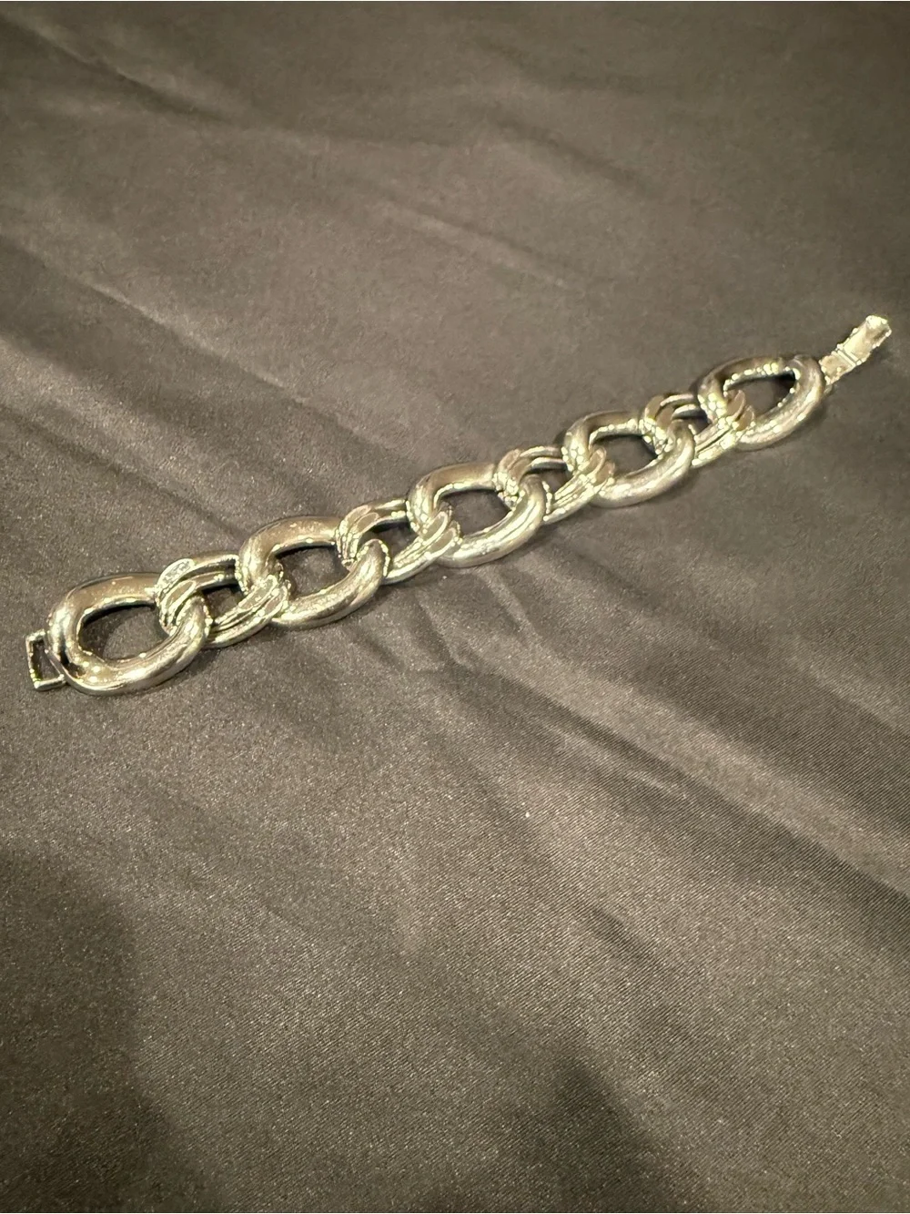 Chunky Silver Tone Oval Link Chain Bracelet Textured Statement Jewelry